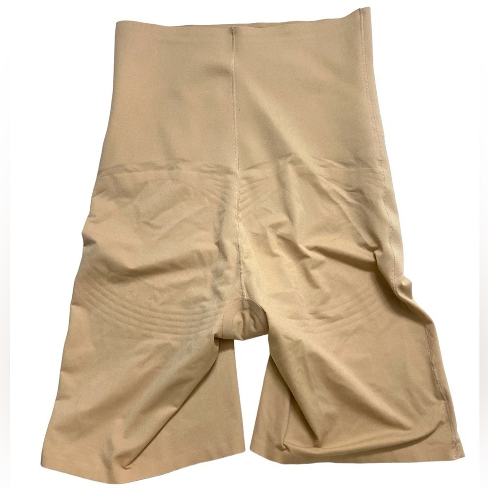 Knix - High Rise Shaper Short - Picture 4 of 6
